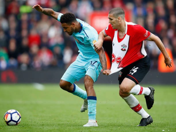 中散发出的 中散发出的