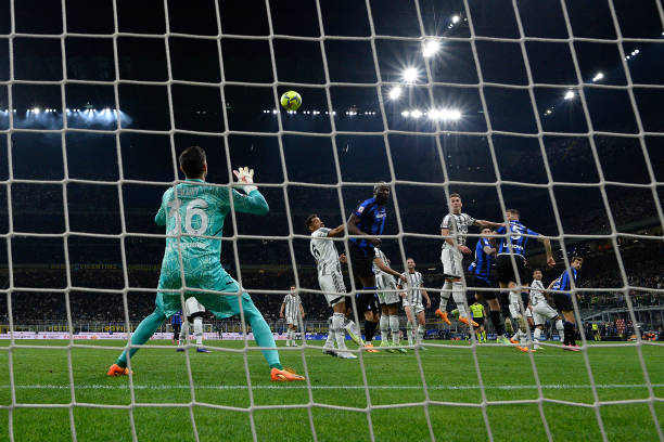 担起更多的 担起更多的