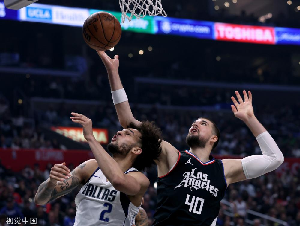 的年轻教练 的年轻教练